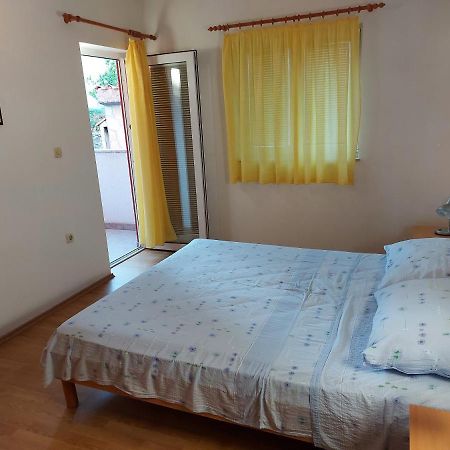 Apartmani Tatjana Okrug Gornji Eksteriør billede