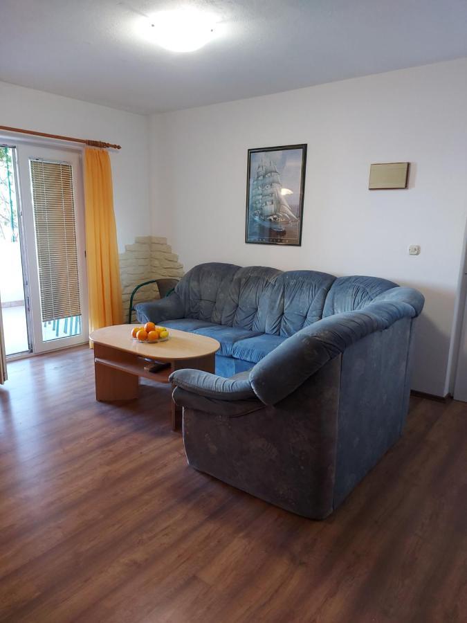 Apartmani Tatjana Okrug Gornji Eksteriør billede
